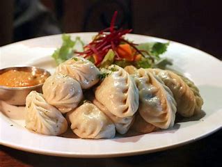 Momos